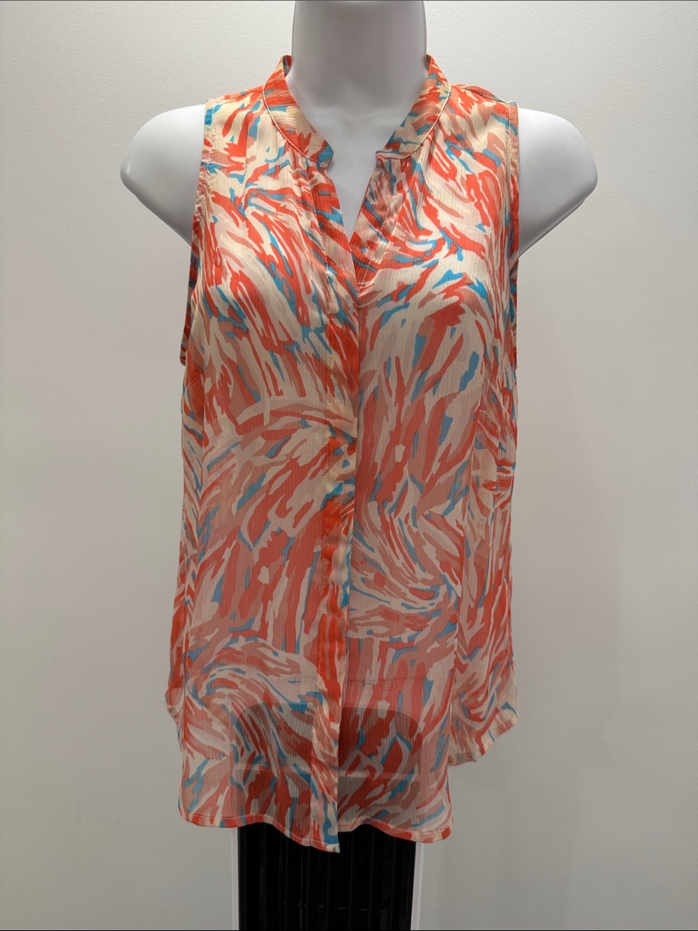 Jack by BB Dakota Coral, Cream & Blue Abstract Sleeveless Button-Front Top